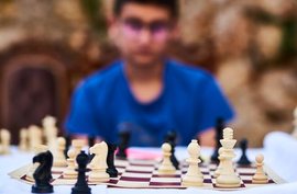 help F8bet