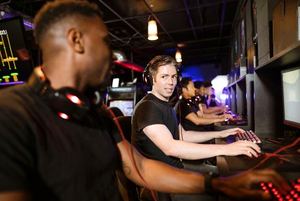help F8bet